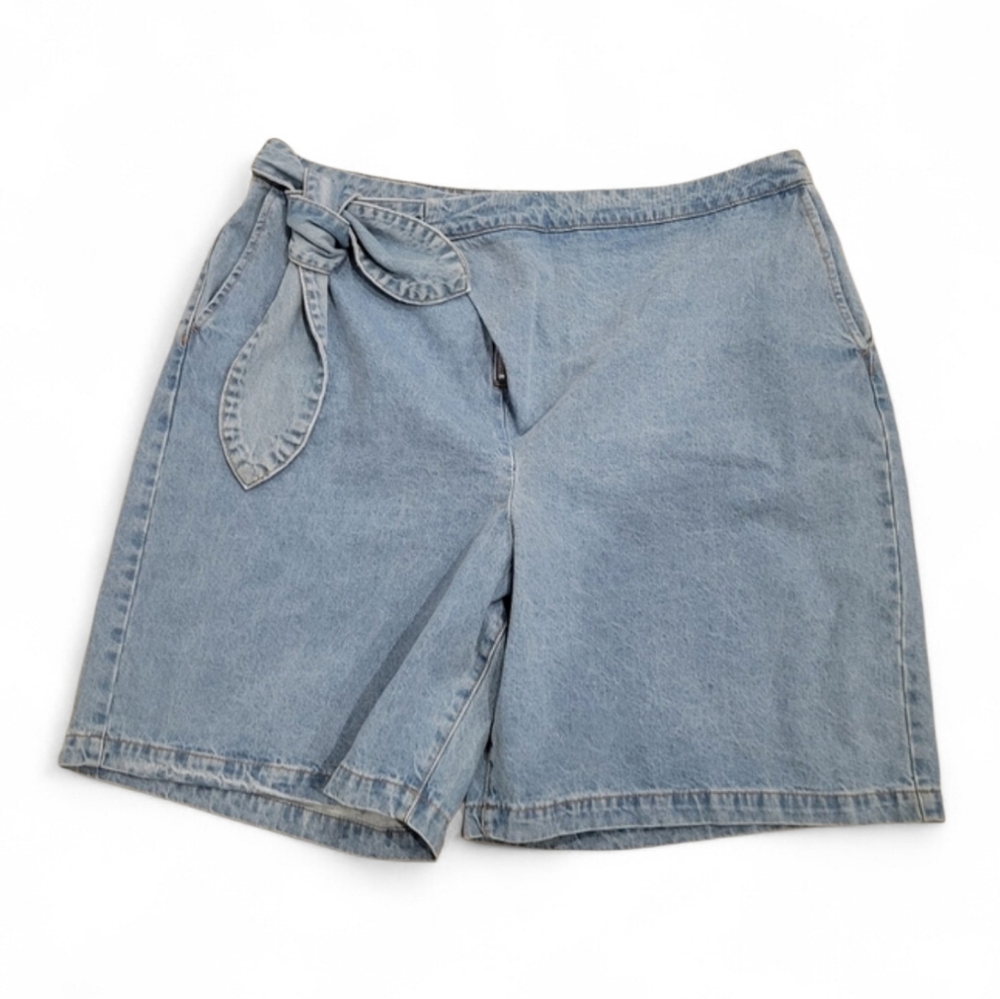 ELOQUII WEEKEND DENIM SHORTS WITH BELT SIZE 20 NWT
